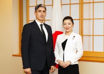 外務省 on Twitter