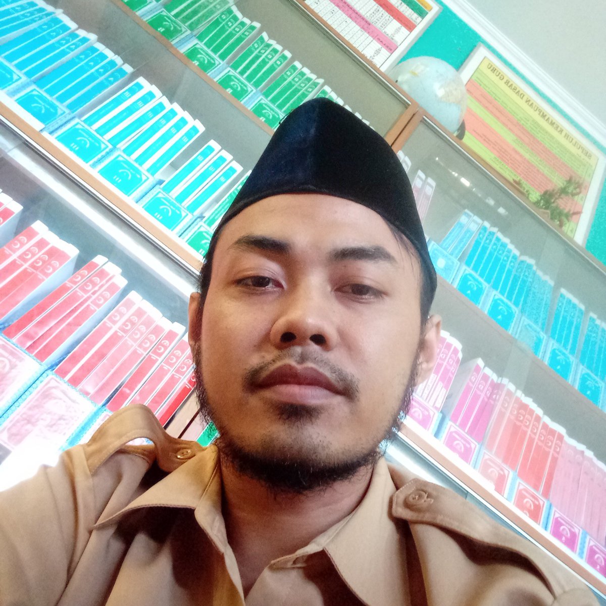 Ctutorial5's tweet image. #FotoProfilBaru