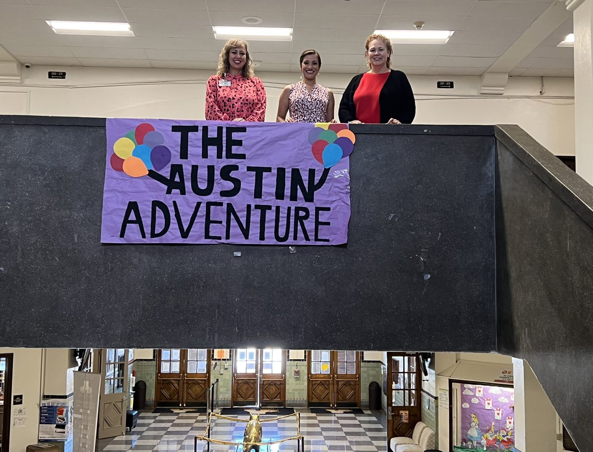 rosalesflorEP's tweet photo. #theadventurecontinues #itstartswithAustin #itstartswithus β€οΈβ₯οΈ HoCo week continuesβ₯οΈ our @EmergenceHealth team also participating with Red/Hearts β€οΈ@cynsationalcynd @gamez_mily #episdgradcoaches #ETW #BattleoftheClaw #iamepisd https://t.co/XLiSFf99DV
