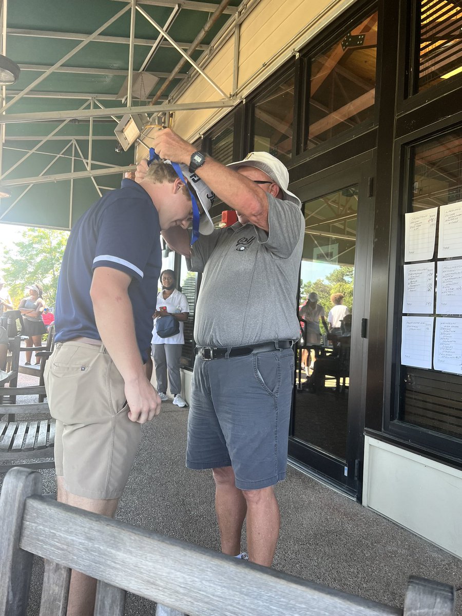 Crosstown High Athletics (@xthathletics) on Twitter photo Jed came in 4th today at the district golf tournament and both <a href="/CrosstownHigh/">Crosstown High</a> golfers qualified for the region tournament this Friday! Jed came in 4th today at the district golf tournament and both <a href="/CrosstownHigh/">Crosstown High</a> golfers qualified for the region tournament this Friday!