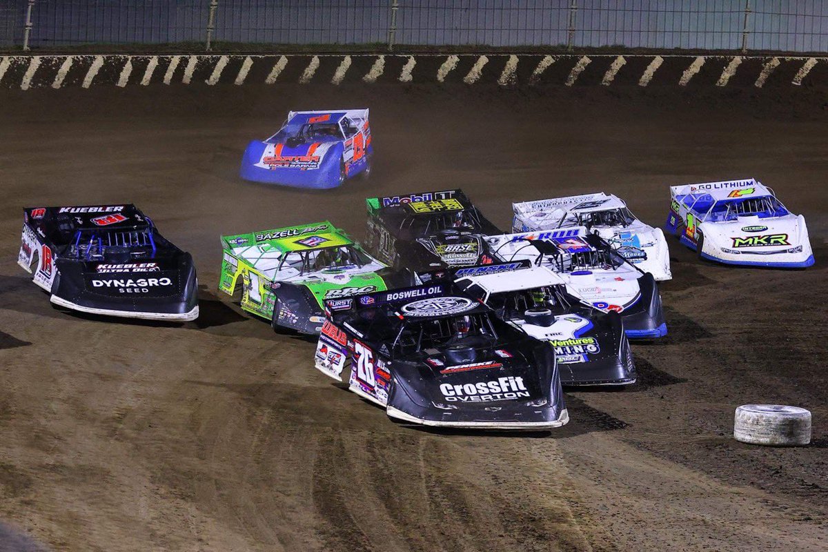 Gettin’ after it at <a href="/kokomospeedway/">Kokomo Speedway</a> tonight. 💥

📸: <a href="/JoshJames81/">Josh James</a>