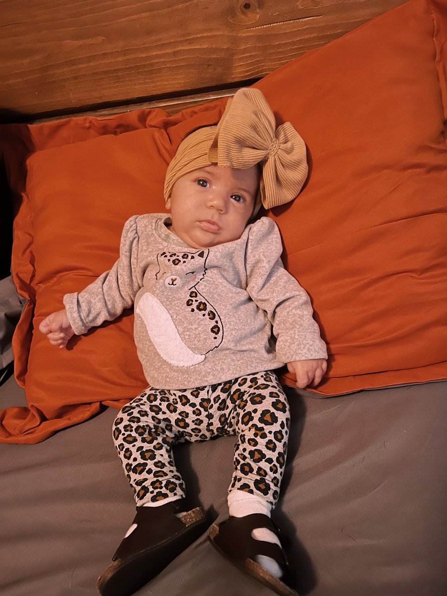 risharenee05's tweet image. My favorite little girl in this whole universe