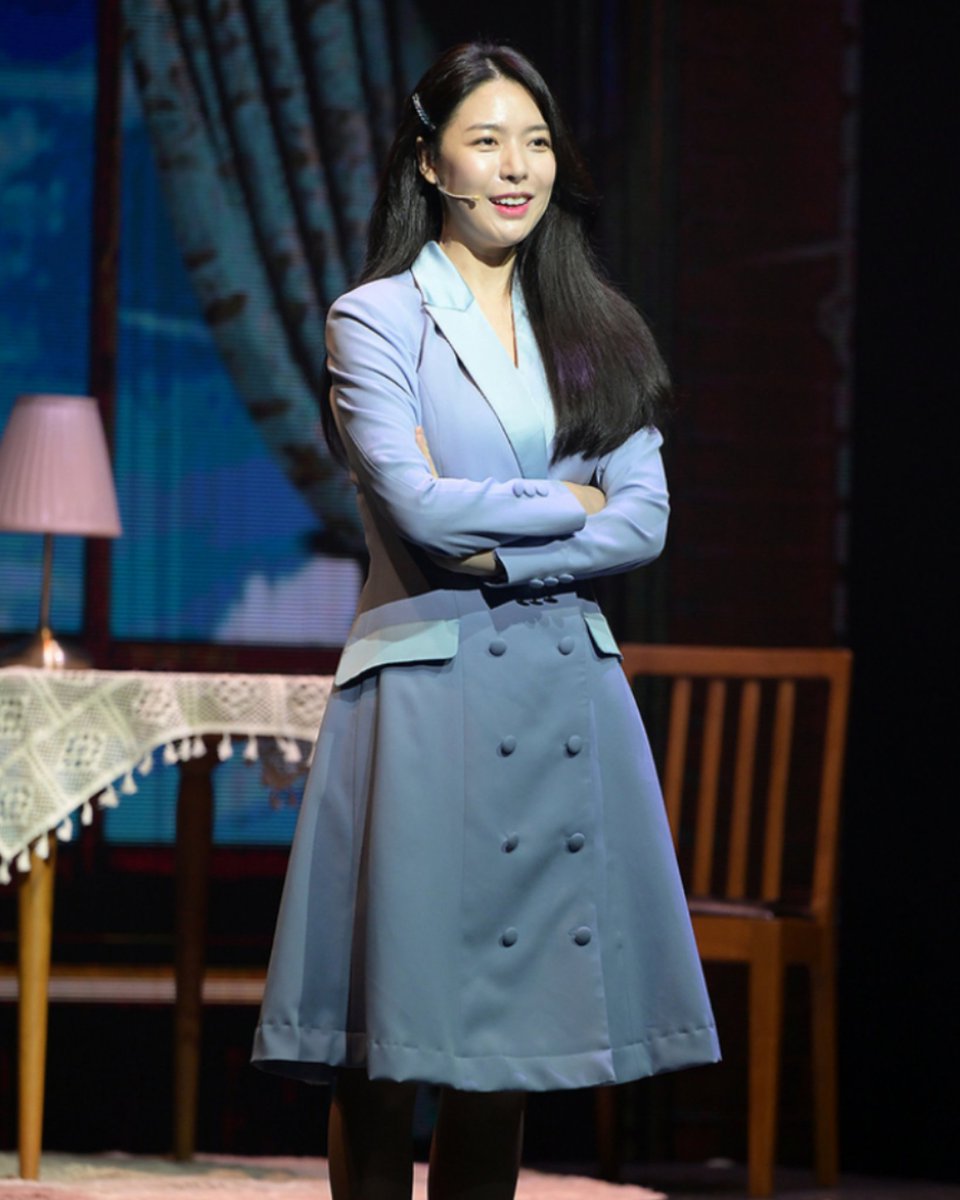 sanghak70's tweet photo. 220920 뮤지컬 '사랑의 불시착' 프레스콜 현장
'서단' 역을 맡은 배우 송주희.
뮤지컬 '사랑의 불시착'은 오는 11월 13일까지 신한카드 코엑스 아티움에서 관객과 만난다.
#헬로비너스 #hellovenus #송주희 #SongJuhee
#팝스튜디오 #팝뮤직 #popstudio #popmusic
#사랑의불시착 https://t.co/IwG8sHxpm7