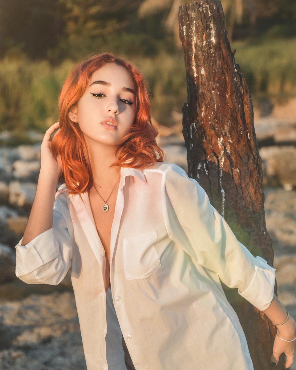 Vengo del Kosmos tweet media