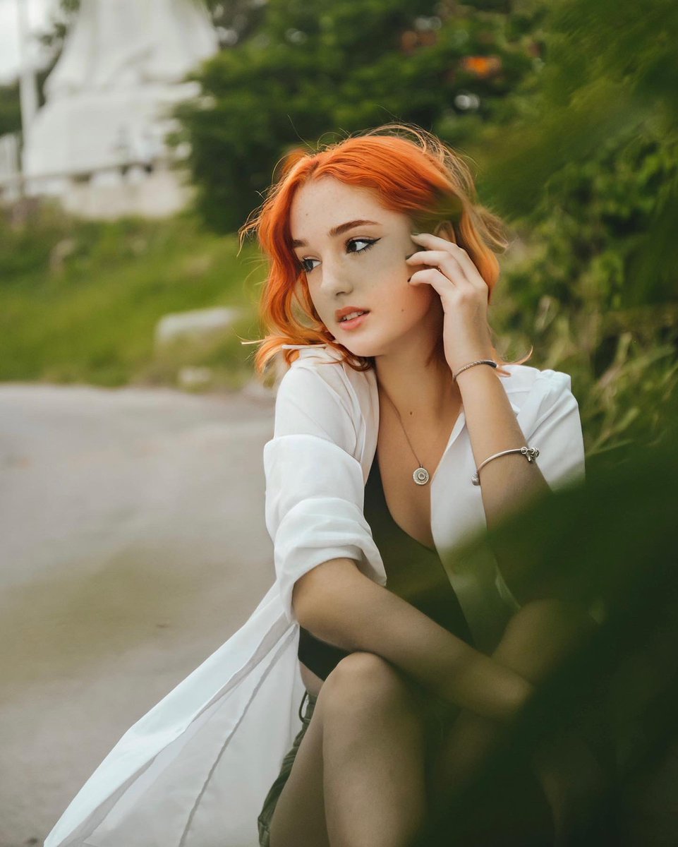 Vengo del Kosmos tweet media