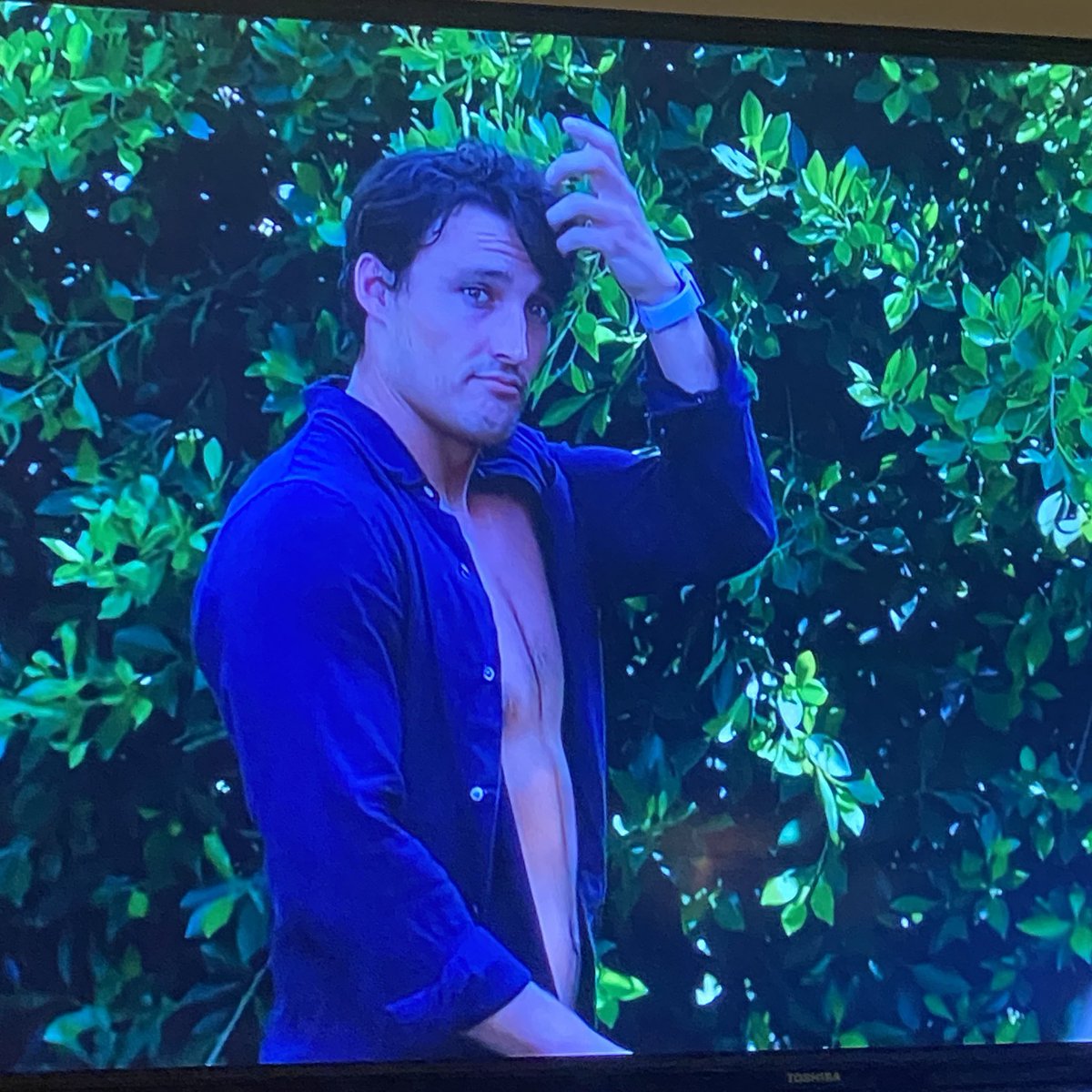 JillHolds's tweet image. Most awkward moment on TV 😬😬Who did he call and why is his shirt off? Weird.  #bachelorette
