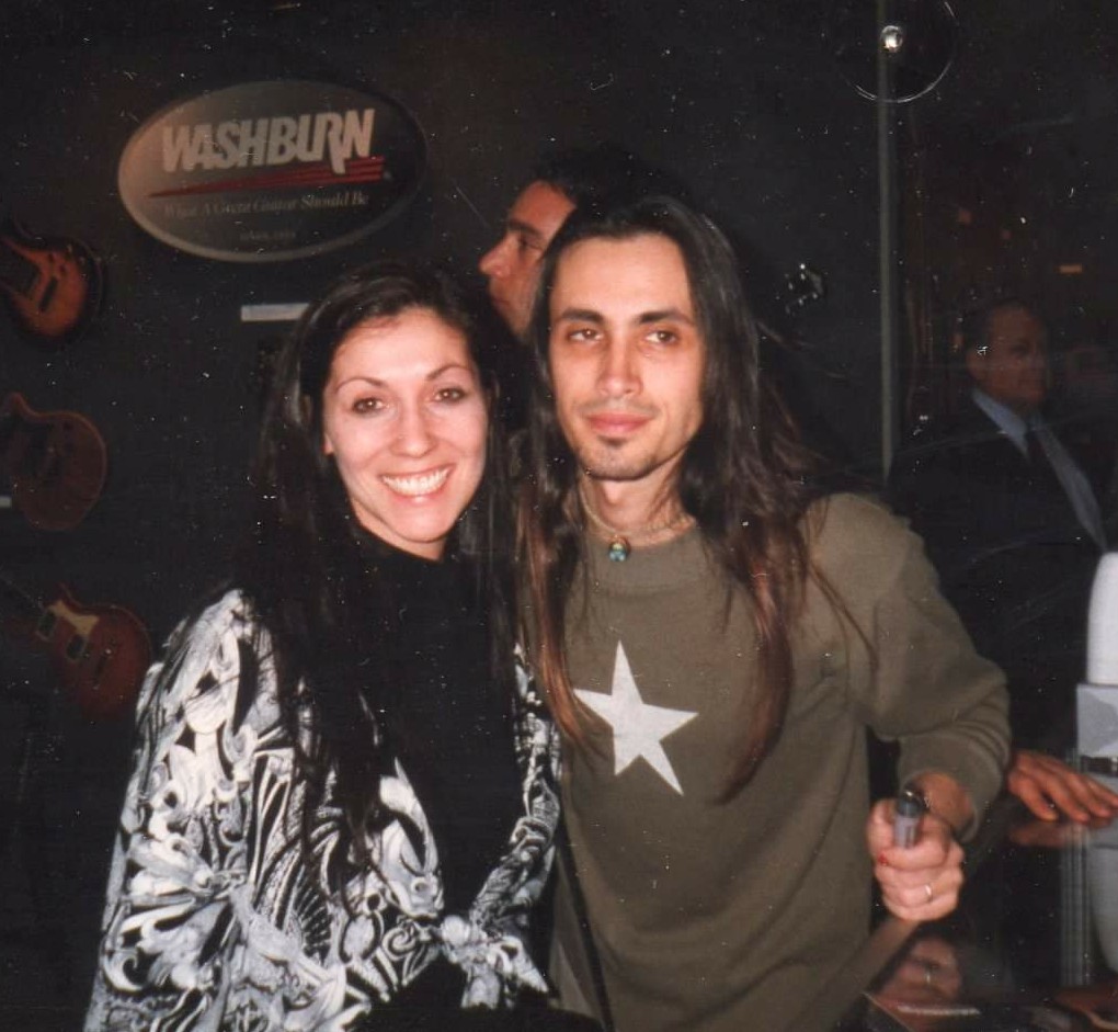 Happy Birthday Nuno Bettencourt    