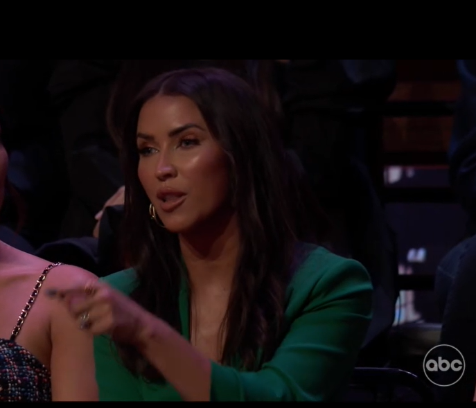 This is why Kaitlyn should've been a host for #TheBachelorette.