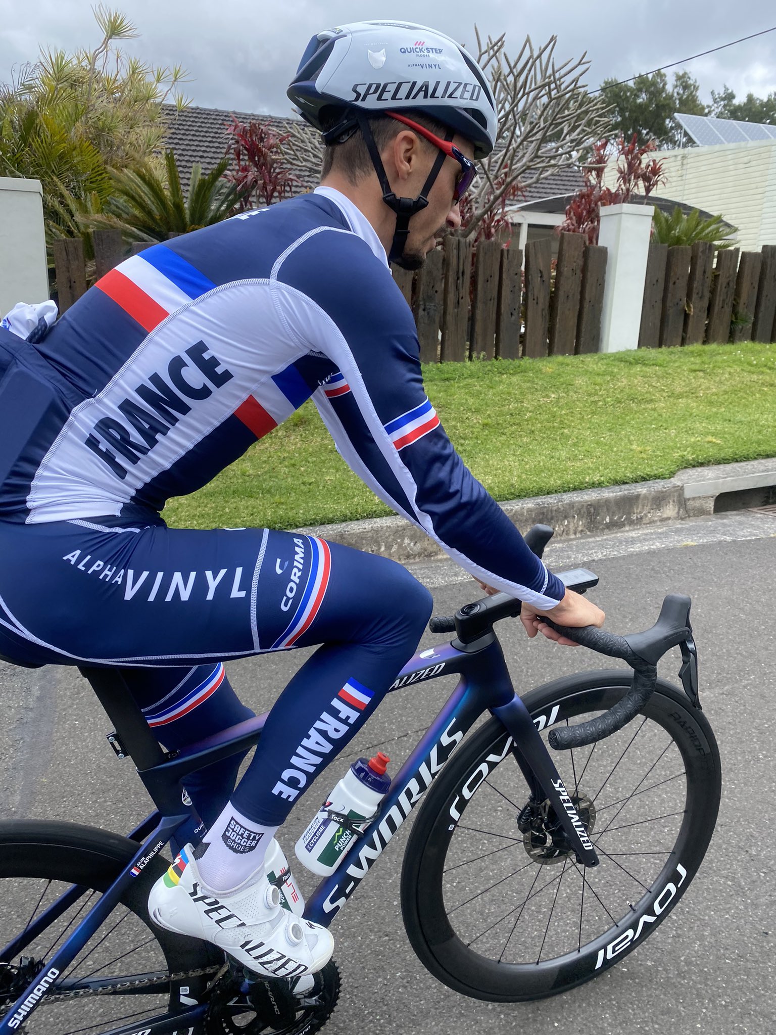 mark-renshaw-on-twitter-so-good-to-ride-with-many-of-my-ex-teammates
