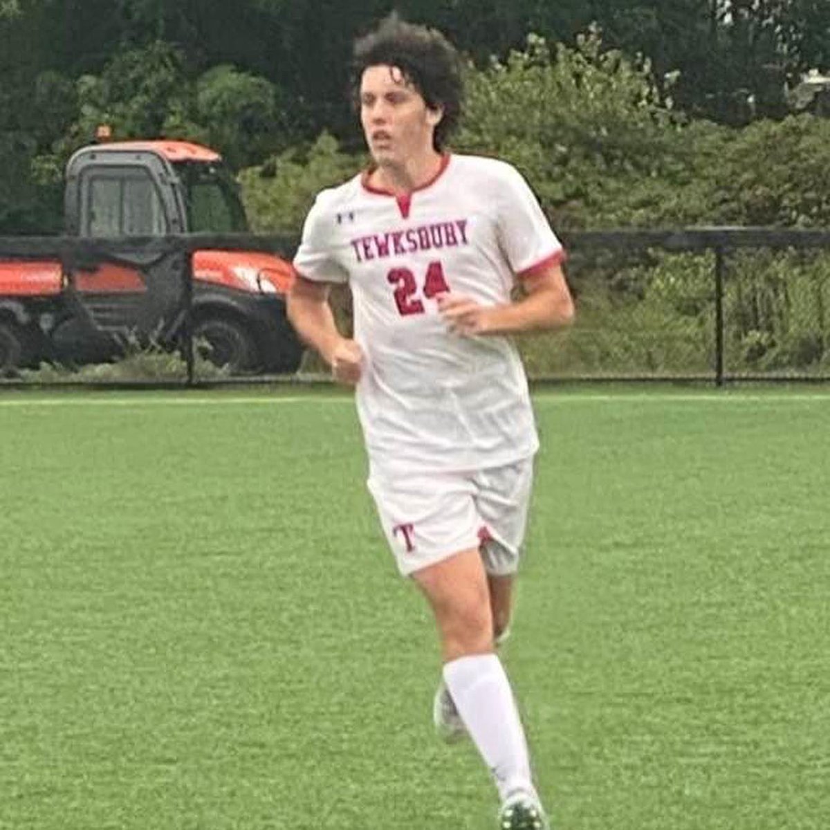 redmen247's tweet photo. Big 3-1 win for @redmen_soccer over North Andover to remain undefeated.  Game winning goal from @BradyChapman11.  Love 👀 this gritty team compete.  #redmenpride @TMHS_Athletics @JamiePote @MVConference ❤️⚽️💙⚽️ https://t.co/KiZB1jOvyn