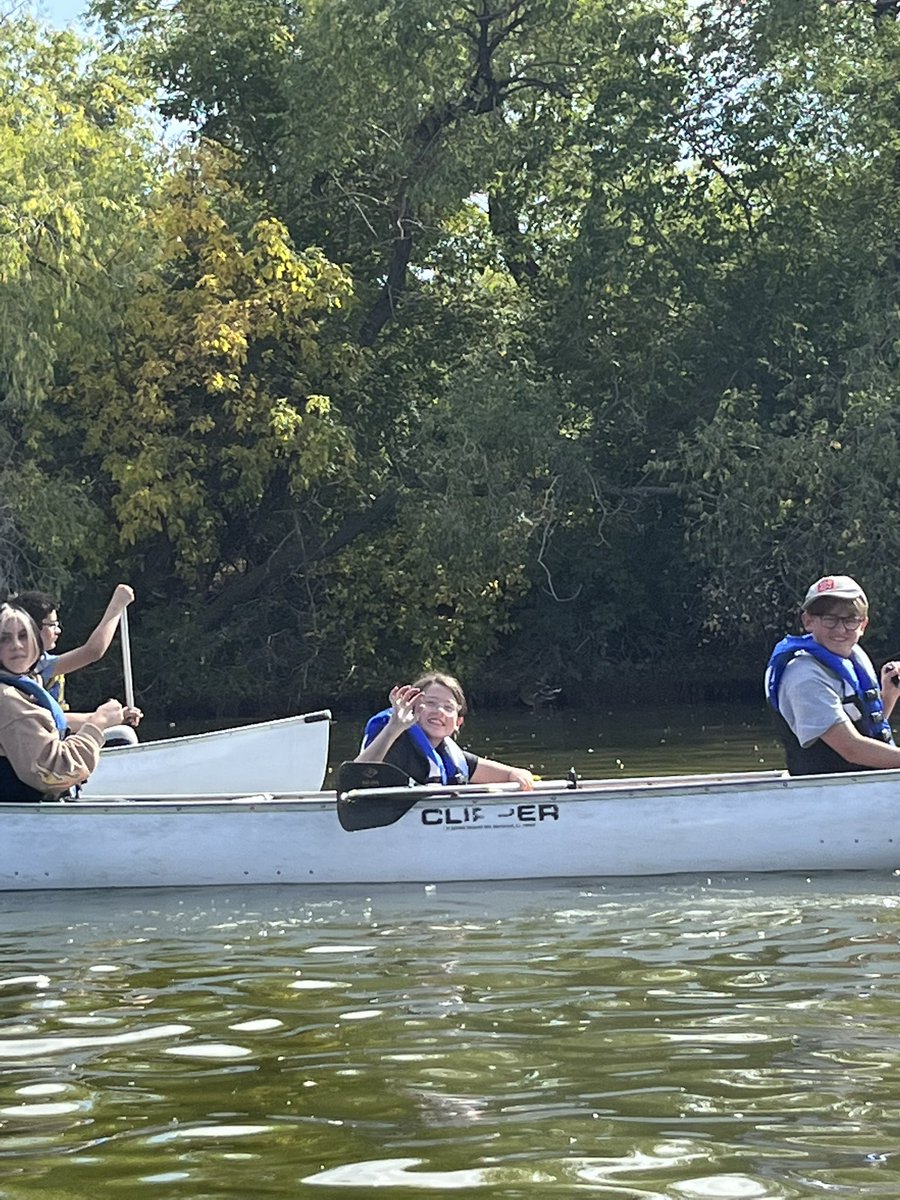 Had a great day on Wascana learning some canoeing skills <a href="/RCSD_No81/">YQR Catholic Schools</a> @StDominicYQR <a href="/MrDDanaher/">Dalton Danaher</a> <a href="/Mr_Csada/">Robert Csada</a> <a href="/MrNowosad/">Mr.Nowosad</a> #lastdaysofsummer <a href="/WascanaCentre/">Wascana Centre</a>