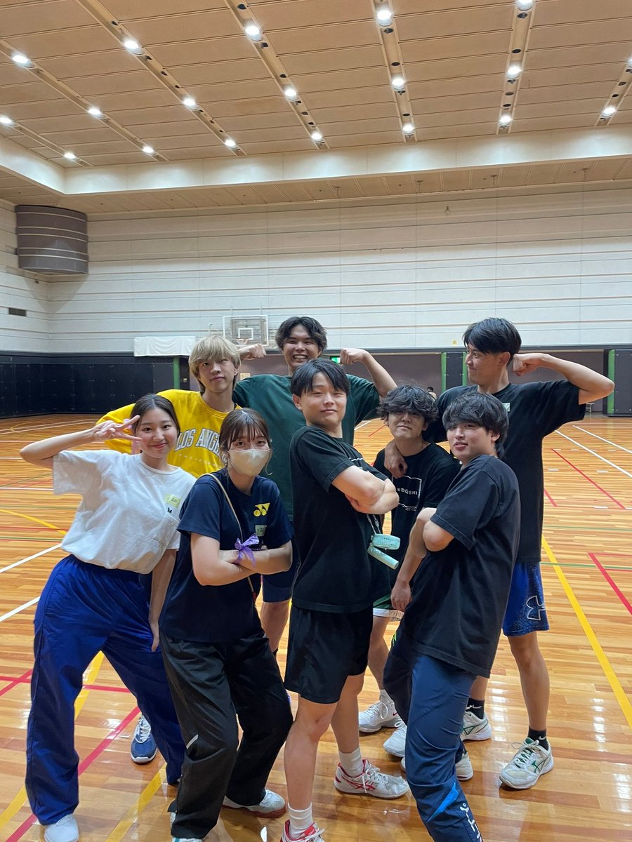 KU_TwoHeart_12's tweet photo. 9/16
運動会🎌🏃💨
夏休み最後の活動は運動会でした！
＼優勝は逆転勝利、紫チーム🏆／

この活動で11世代幹部は引退👏
次の活動からは12世代幹部が引き継いでくれます！
これからもたくさんの参加お待ちしております🫶

#関西大学 #関大 #オールラウンドサークル https://t.co/niNFKGTKKs