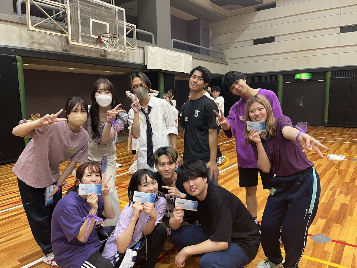 KU_TwoHeart_12's tweet photo. 9/16
運動会🎌🏃💨
夏休み最後の活動は運動会でした！
＼優勝は逆転勝利、紫チーム🏆／

この活動で11世代幹部は引退👏
次の活動からは12世代幹部が引き継いでくれます！
これからもたくさんの参加お待ちしております🫶

#関西大学 #関大 #オールラウンドサークル https://t.co/niNFKGTKKs