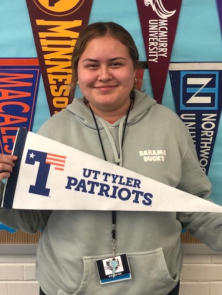 Collegiate_BISD's tweet photo. Congrats to Daniela Garcia for her acceptance to the University of Texas at Tyler! #CollegeAcceptance #Classof2023 #collegiatethings @BryanISD @GCarrabineBryan @amyraecarreon https://t.co/lnGhaWyJXK