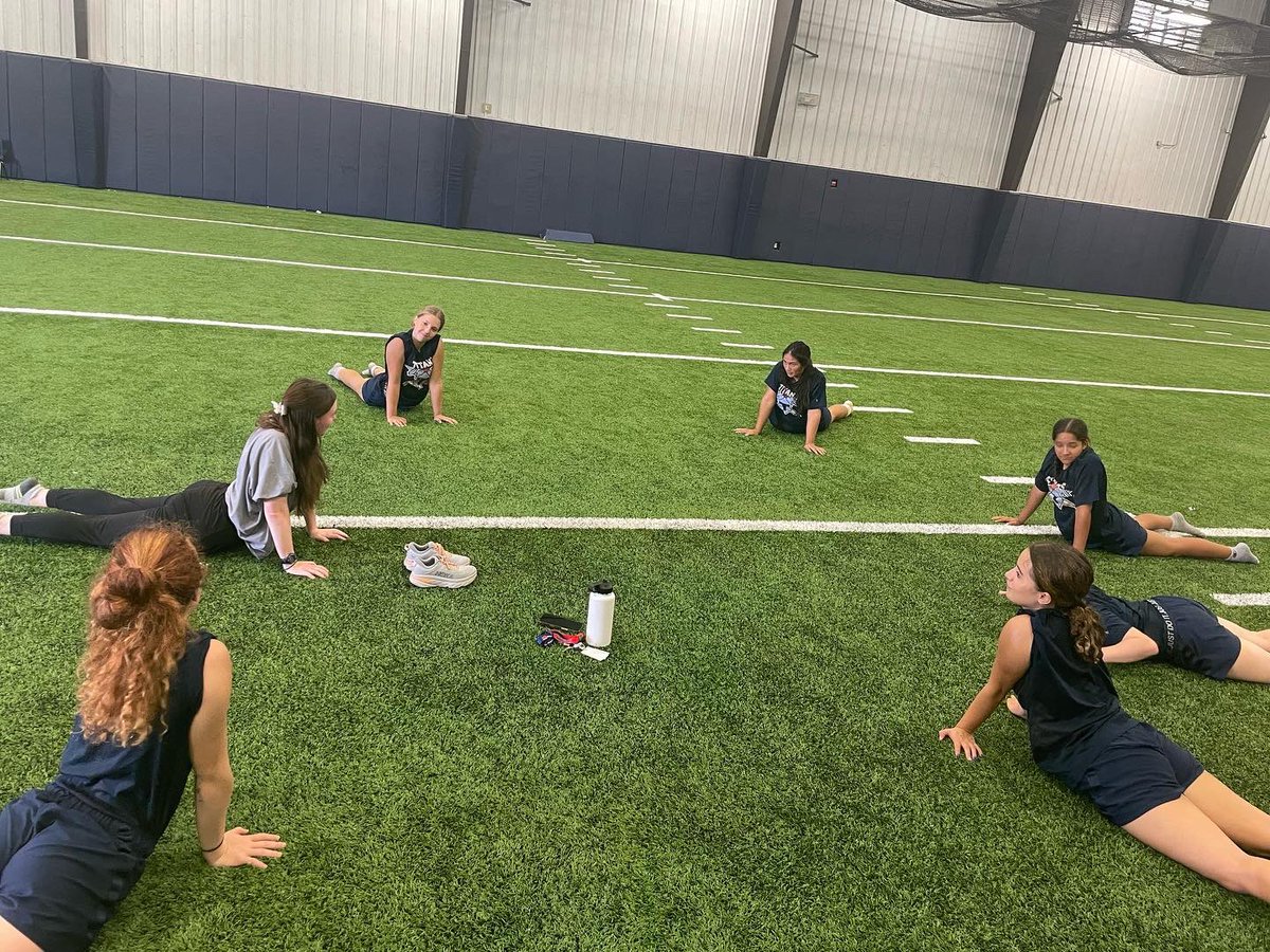 CHSTitanSball's tweet photo. Yoga!!! 🧘‍♀️What a great way to start a Tuesday morning off right..Love that our very own CHS English staff is willing to share their expertise to help keep us flexible and in great softball shape!!!  THANK YOU!!!🥎📣🥎#bettertogether #TogetherEveryoneAchievesMore #TitanNation https://t.co/yOyfg32wmj