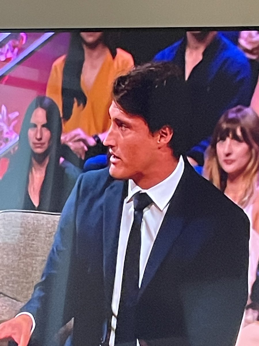 Justin Trudeau is that u? #TheBachelorette