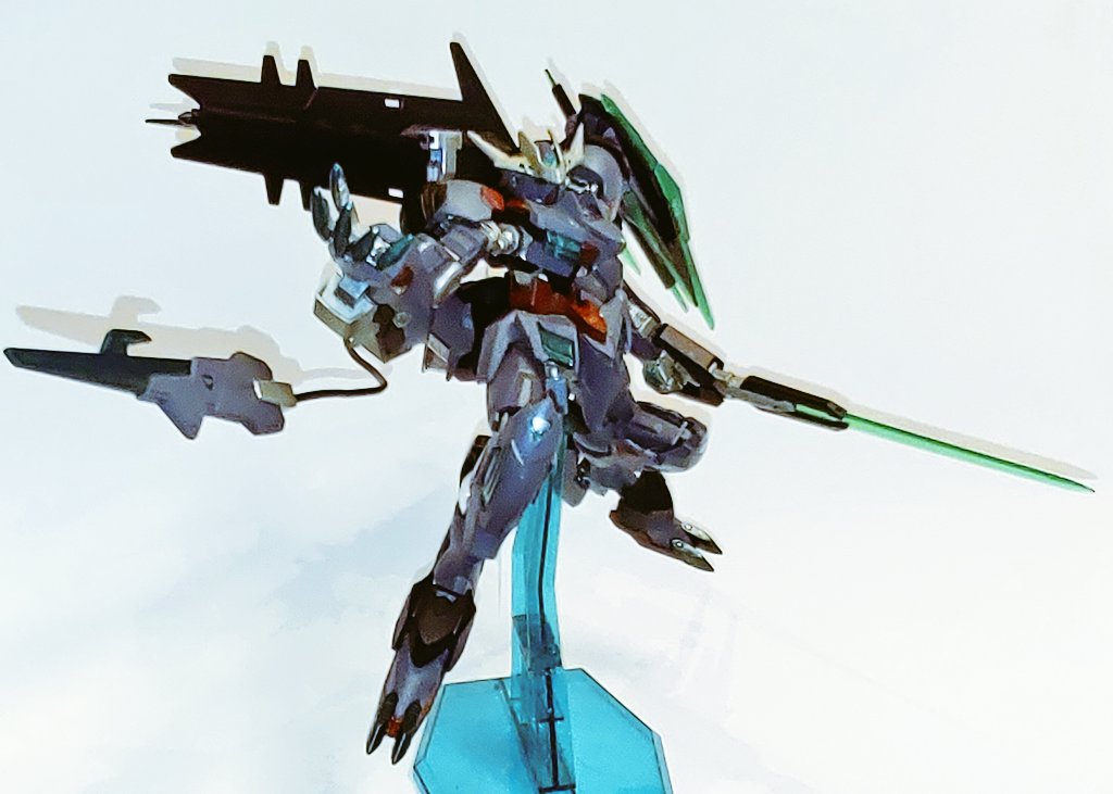 「便乗する #ビルドダイバーズで戦わせたい自分のガンプラを貼る」|ｹｹと書いてタケと読むのイラスト