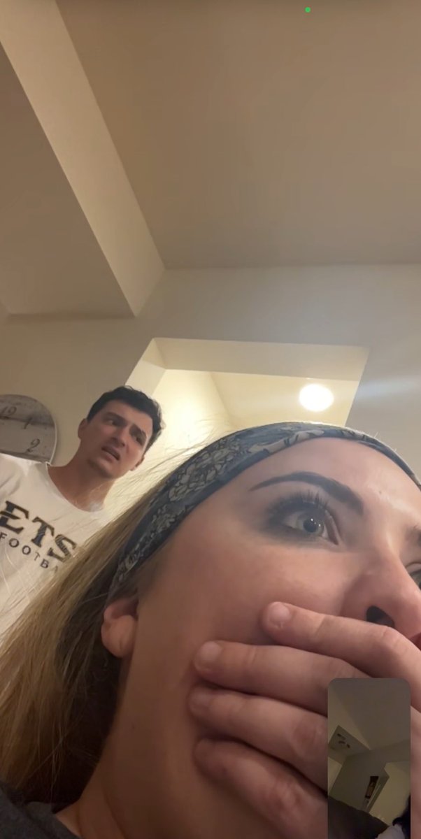 linddseeey's tweet photo. when aven came out omg #TheBachelorette https://t.co/bVApnKw5Cm