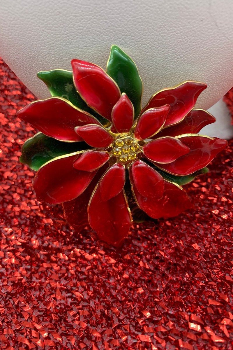 Excited to share this item from my #etsy shop: Beautiful Shiny Vintage Enamel Poinsettia Brooch with Rhinestone Center #vintagebrooch #christmasbrooch #poinsettiabrooch #holidaybrooch #shinyenamelbrooch #chistmasjewelry #holidayjewelry etsy.me/3QTOK5O