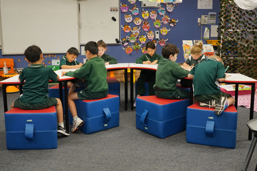 beparta's tweet photo. Moving furniture shouldn't always be the educator's task - Beparta designs school furniture to be light enough for even the youngest students to move by themselves. #AussieED #aussieteachers https://t.co/ThEyVRQdUv