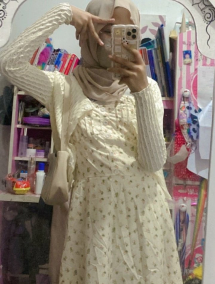 findstufhere's tweet image. rekomendasi dress korea ala pinterest🎀💌

🖇️shope.ee/A9fi26QrDs

tag| #QueenElizabeth #Rossa #RezaArap #HappyChenDay #JUNGKOOKDAY #AdamLevine #Selingkuh #Inul #MencuriRadenSaleh