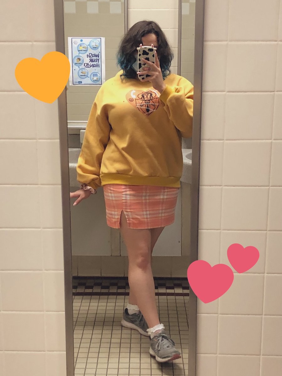 frutisalad's tweet photo. Fit check ft. my big ass forehead, the skirt i love but never wear, my fave socks (they have little pink paw prints on them,) and the Zenigata sweater @AlmondArcade made for me !! 💕💕 https://t.co/hcV8IDVRC3