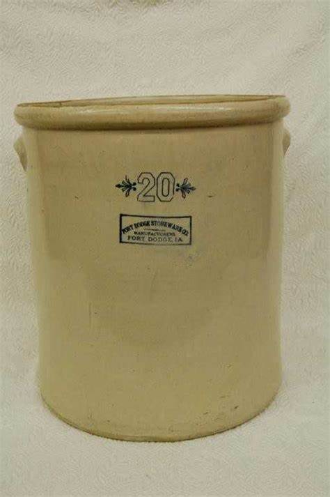 acornbluff's tweet photo. Old stoneware like this was the inspiration for our crocks. It's deeply Lindy and time honored to store goods in stoneware, a type of pottery. https://t.co/k1xWhHtDZb