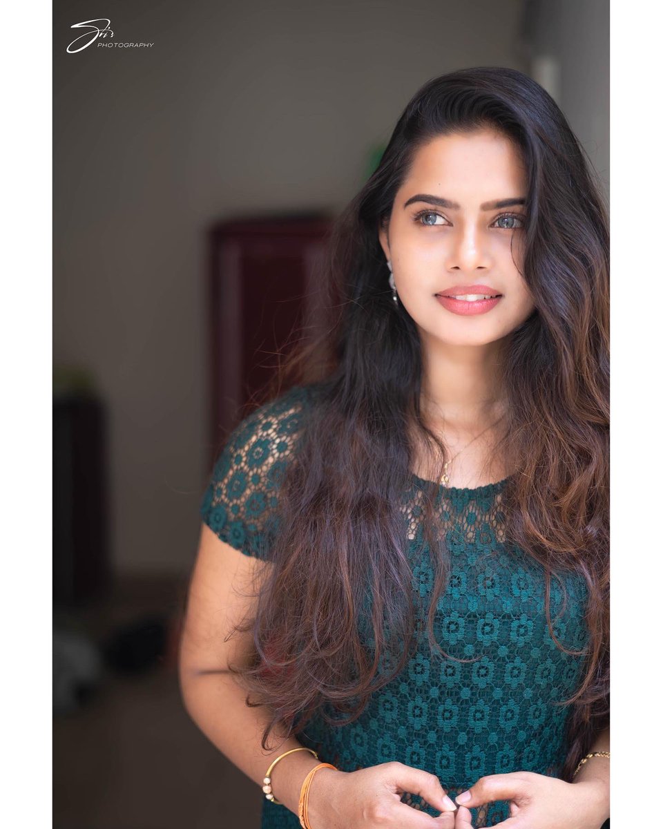 SanRiyah tweet media