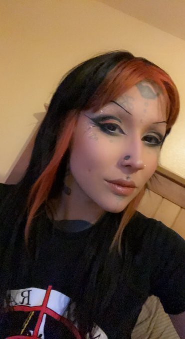 I looked okay while I wrote a final for an environmental science class today https://t.co/ViHMg0gs2z<a href="/tag/bodysuspension"class="tags"><span>#bodysuspension</span></a><a href="/tag/villainartstattooconvention%20"class="tags"><span>#villainartstattooconvention </span></a>