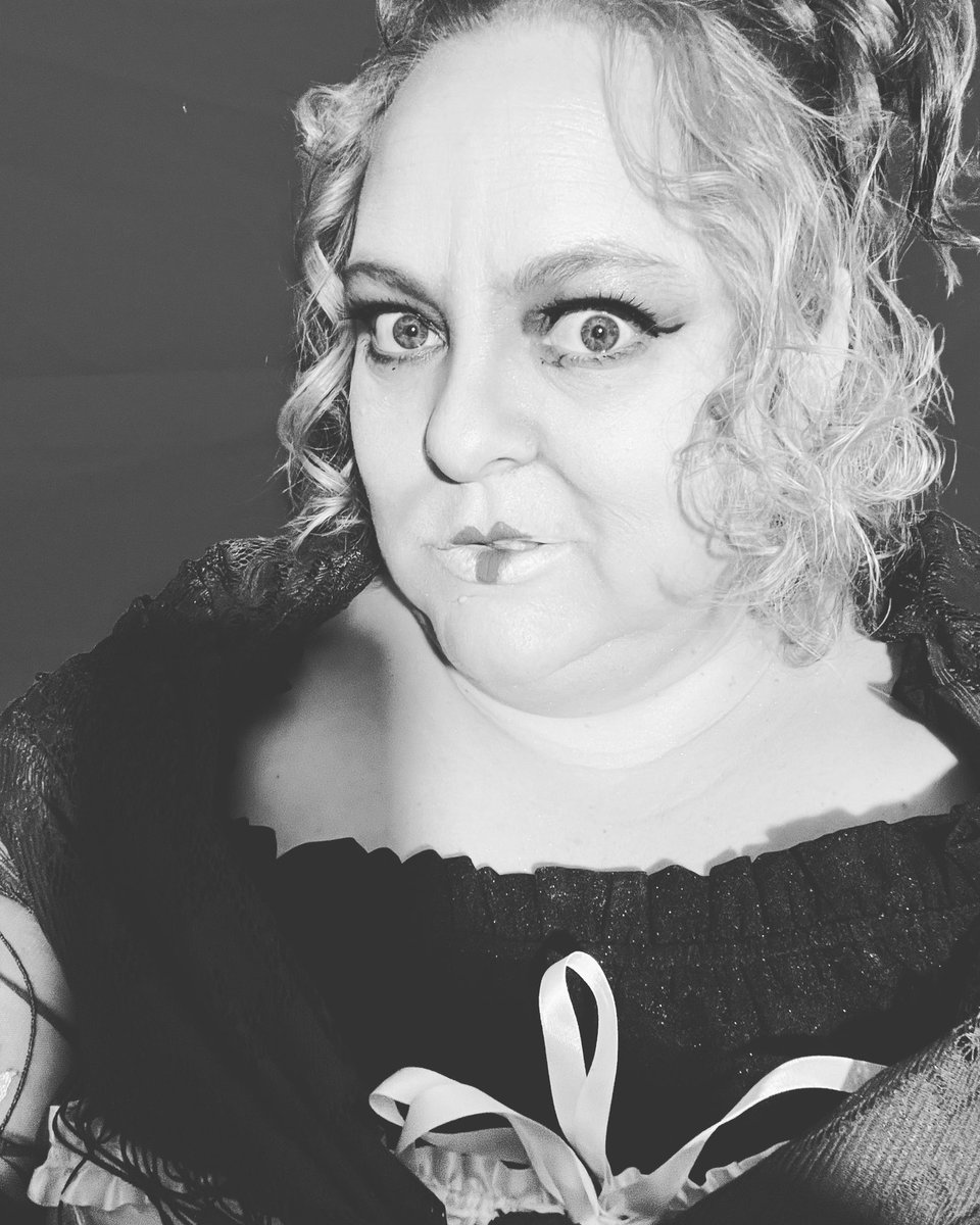 This is me in Hocus Pocus scene work.  I love to play.  Come and play with me!  Book your self tape with me today. Piperemajor.com