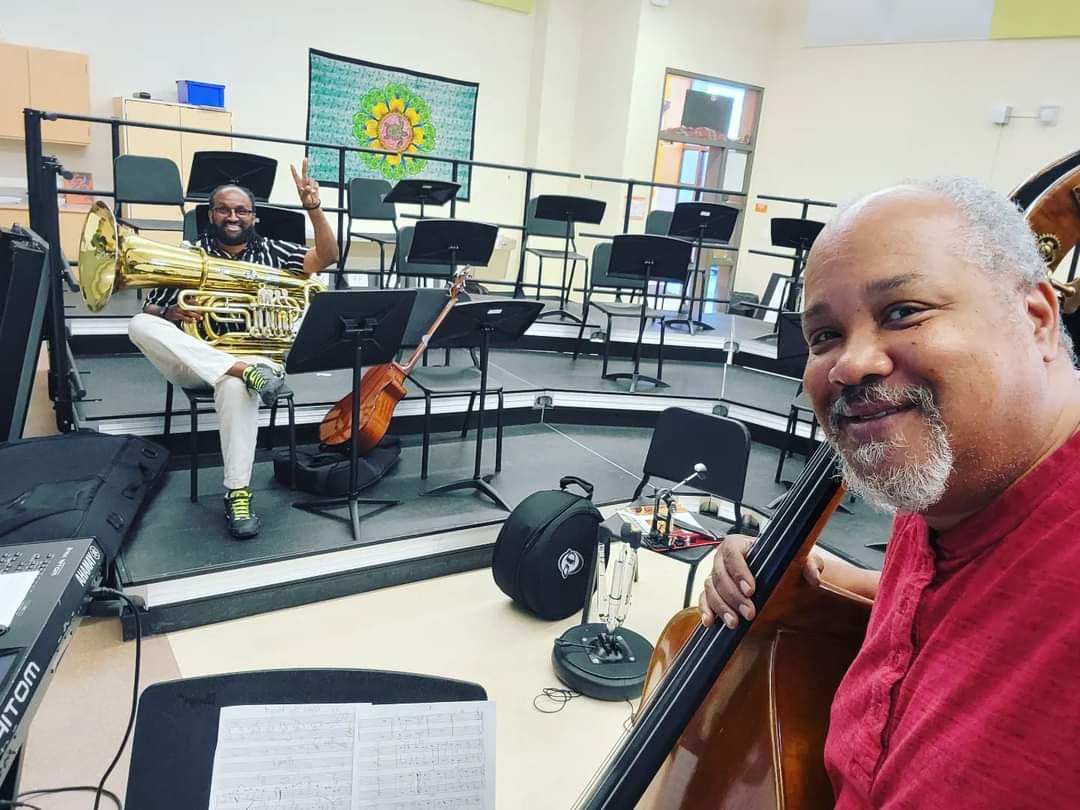 davemarsh62's tweet photo. Yusuf Chisholm & The Magic Bass
Double up that bottom end for a John Coltrane tribute gig.
#themagicbss #themagicbasslive #davemarshmusic #johncoltrane #ghostfunk https://t.co/jKXVWBzUEN