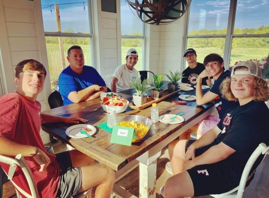 Team meal the eve before SWBL tournament. Great group of young men! Good Luck Cats 🐾