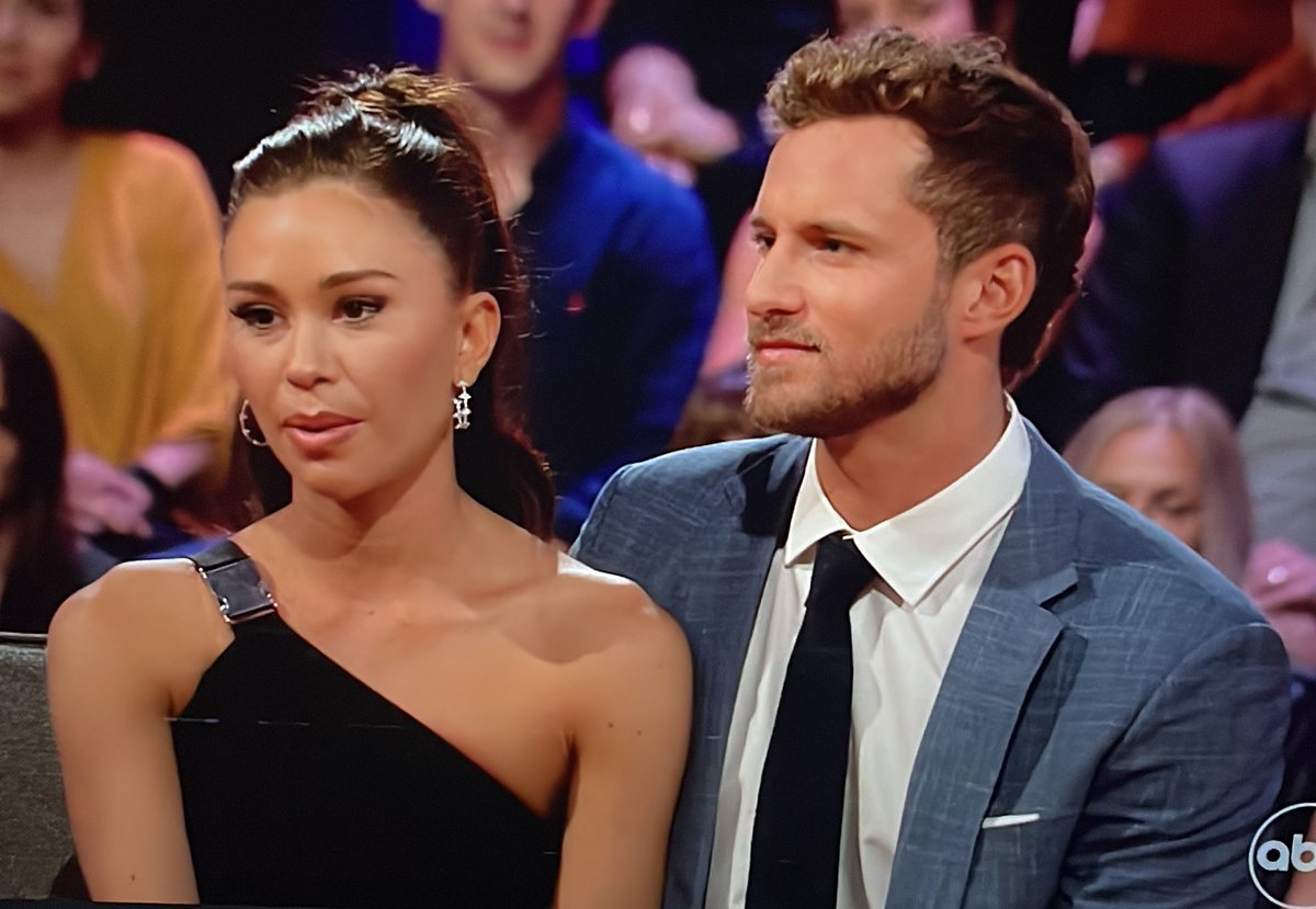APsomaras's tweet photo. Two emotionally mature people willingly to work through their issues while being respectful of one another #TheBachelorette #bachelorette https://t.co/y4eYvuqQFY