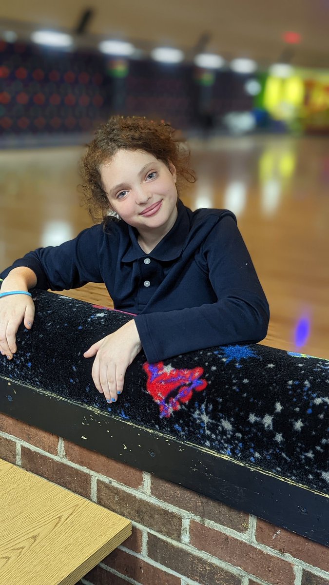 ThePBates's tweet photo. Late post: I had a terrific time hanging out with my @MAC_Arts_ scholars last week at Skate Night! We had a fantastic turn out with half of our students in attendance! #THISISMAC @SCPCSD https://t.co/sj0quJ6ZCS