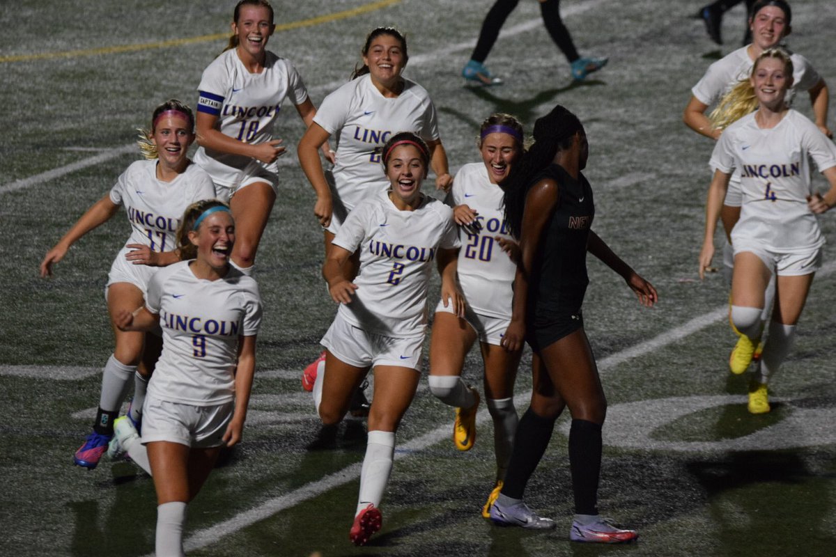 CMarzetz's tweet photo. Celebrating tonight!! Lions beat New Albany 1-0!! 💙💛⚽️🦁💛💙Now 2-0 in conference play!! Way to go girls!! @glhswomensoccer @GLHS_Athletics @Coach_Merrick1 https://t.co/dvamjuhoVd