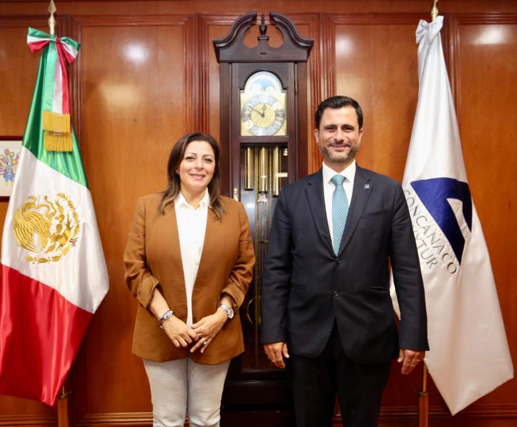 CONCANACO's tweet photo. Ana Bárbara Mungaray, titular de la Unidad de Desarrollo Productivo de la Secretaría de Economía,  asistió a la reunión de Consejo Directivo para detallar la edición de El Buen Fin y cómo la fiesta comercial más importante de México facilita la formalización de las empresas. https://t.co/YyAx8KqHqX