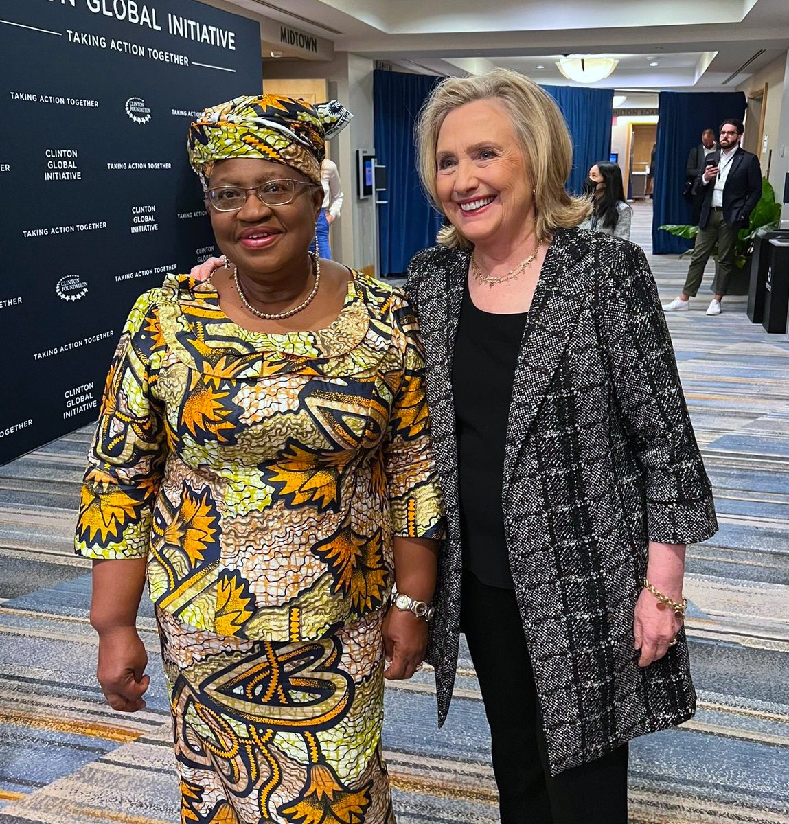 HillaryPix's tweet image. Day 2 @ClintonGlobal Initiative #CGI2022
@HillaryClinton @NOIweala @DoloresHuerta