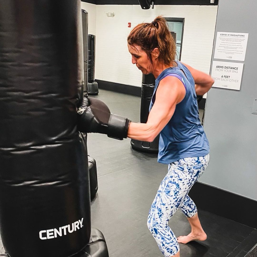 thekickhouse's tweet photo. Itโs #nationalpunchday so you better throw your best punches on the mat today!
#punchday #punch #kickboxingclasses #kickboxingworkout https://t.co/EsFkRgrUpw
