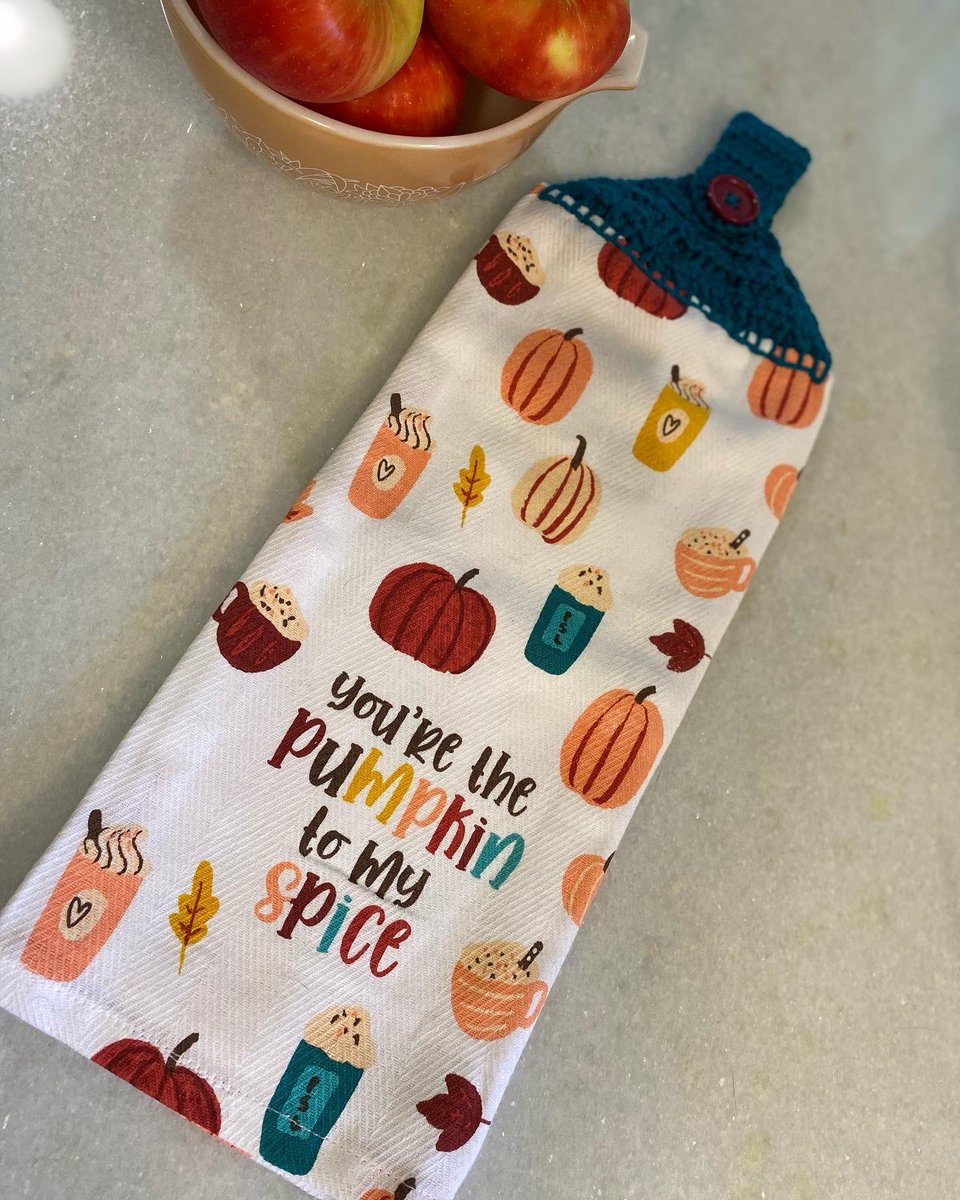 RCrocheting's tweet photo. Fall is also #psl season after all!
https://t.co/zP9e6rAGVX  
#falldecor #housewarming https://t.co/op5BhlKlnM
