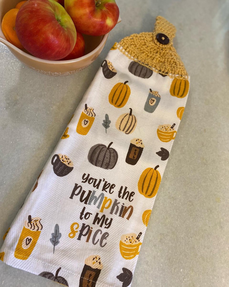 RCrocheting's tweet photo. Fall is also #psl season after all!
https://t.co/zP9e6rAGVX  
#falldecor #housewarming https://t.co/op5BhlKlnM