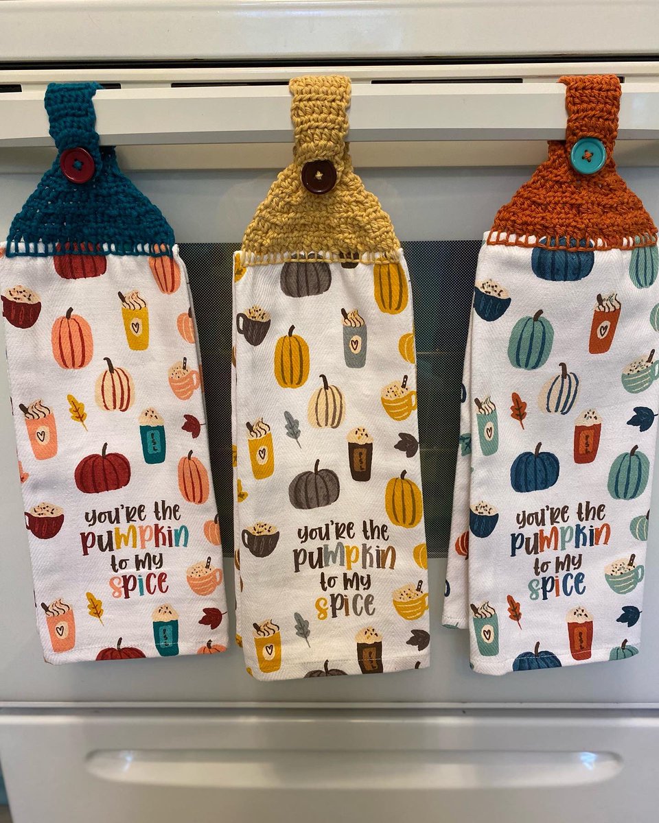 RCrocheting's tweet photo. Fall is also #psl season after all!
https://t.co/zP9e6rAGVX  
#falldecor #housewarming https://t.co/op5BhlKlnM