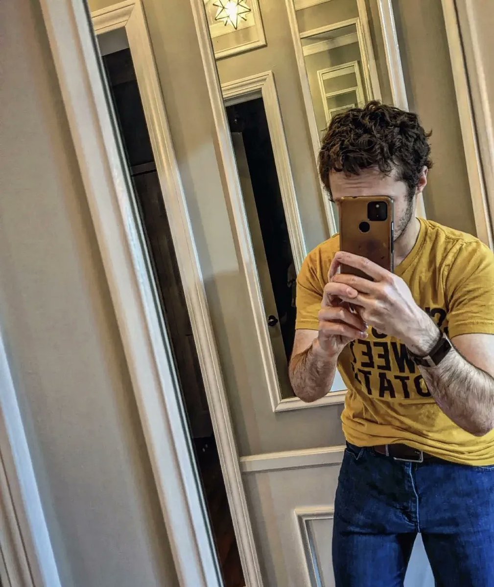 VWEnthusiastTed's tweet photo. 2 random shots #selfies #shirtlessmen #shirtlessguy #mensoutfits #mirorrselfie #randomselfies #selfie #tiredselfies https://t.co/Xm6wQfLaks