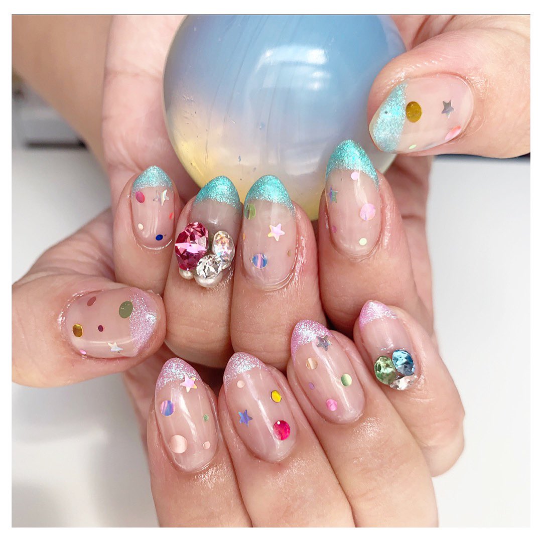 💖𝕂𝕚𝕣𝕒𝕜𝕚𝕣𝕒✨🌈

#artbystelladh #instanails #nails #art #artwork #nailart #秋ネイル #nyc  #newyork #swarovski #newyorkcity #ネイル #ネイリスト #ネイルアート