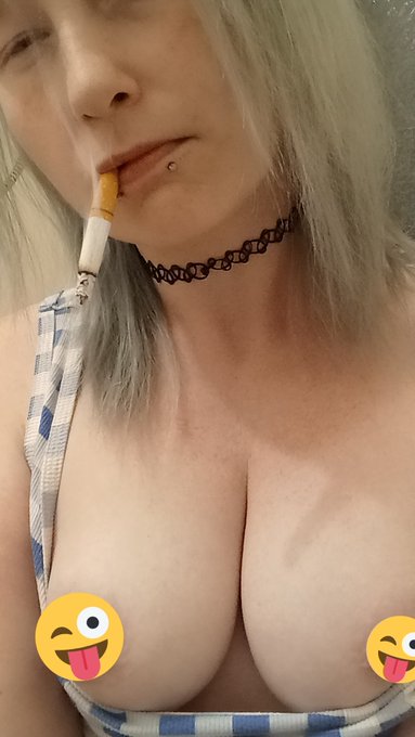 I love making smoking content! Makes me feel sexy!!  DM for video, only $3 https://t.co/dq6iV1Bz6H<a href="/tag/smokingfetish"class="tags"><span>#smokingfetish</span></a>