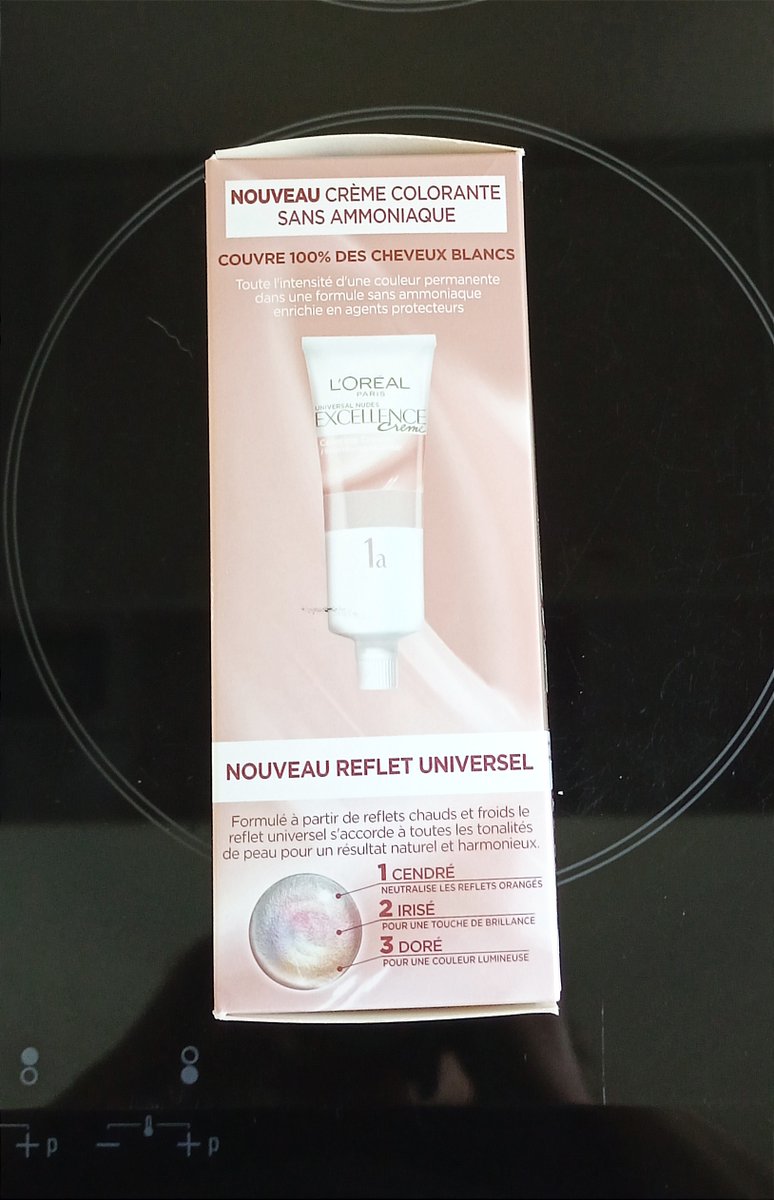 tests_de_carine's tweet photo. Cette coloration ne contient pas d'ammoniaque et son odeur est largement supportable comparé à d'autres produits 🌸👍 #ExcellenceCreme #UniversalNudes #LOrealParis . Merci pour cette découverte @lorealparisfr https://t.co/j783Ihreqc