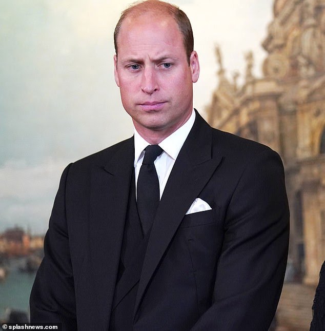 Vicky38127060's tweet photo. King Charles and Camilla are refusing to grant a DNA test to Simon Charles Dorante-Day who was born in the UK in 1966 and raised by Camilla for 8 months before being handed for adoption, as he alleges.
These people, though! https://t.co/bzr1FvKX3H