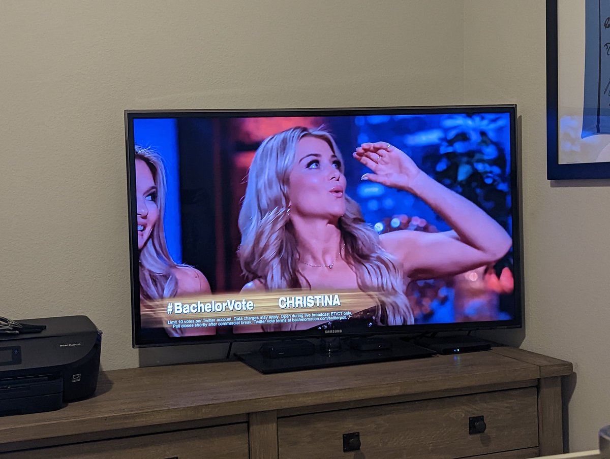 stanleymwc's tweet image. #BachelorVote Christina