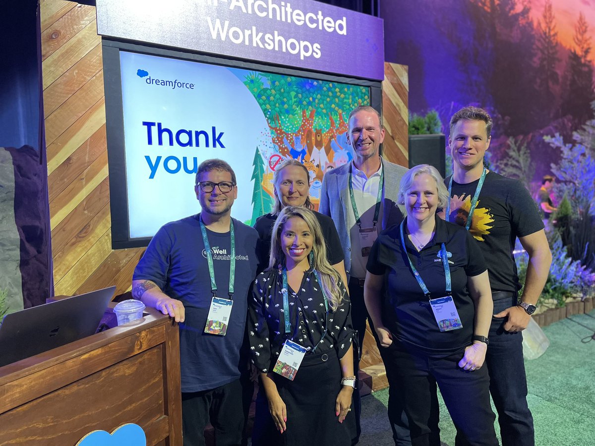 Had an great time with the amazing salesforce architects <a href="/sunnydalelow/">Susannah Kate Plaisted</a>, <a href="/mlbrag/">Marc Braga</a>, <a href="/allisonapark/">Allison A Park</a>, <a href="/tomruns_262/">Tom Leddy</a>,  <a href="/grahampclarke/">graham clarke</a> and my co-presenter MVP <a href="/matmorris/">Matthew Morris</a>  #DF22 and the well-architected framework which can be found at architect.salesforce.com