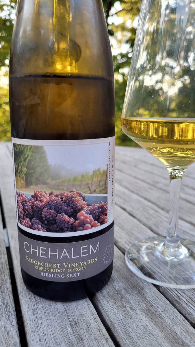 DestLen's tweet photo. September Wines - United States
Chehalem Wines Ridgecrest Vineyards Sext Riesling – Ribbon Ridge, Oregon

This appealing wine has aromas of lemon and orange blossoms, followed by flavors of oranges, pineapple and stone fruits. It's round and fruity and lively with plenty of acid. https://t.co/ItbZGntVRj