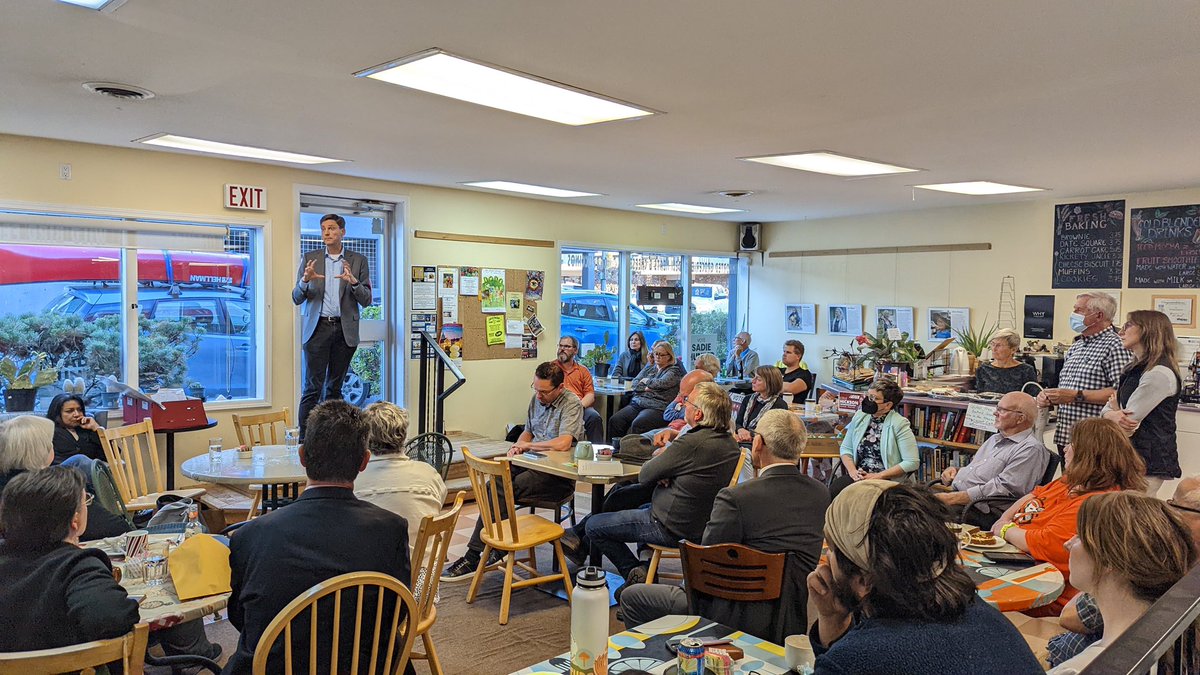 Dave_Eby's tweet photo. #Kamloops is such a welcoming community! 

Thank you to the all the @bcndp members who came out on this beautiful late summer evening to talk to me about the future of our party and our movement. 

I’m listening to your concerns and I’m ready to fight for what matters to you. https://t.co/CBPSbj1c3T